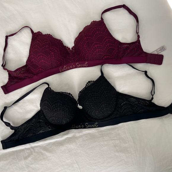 Bundle of 2 Victoria’s Secret bras - Picture 2 of 7